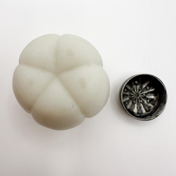 Antique Mount Washington Hand Painted Art Glass Melon Shaped Shaker c 1890 - Picture 7 of 12